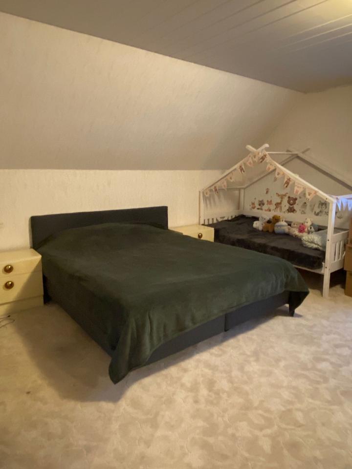 Thumbnail-3-Zimmer-Dachgeschosswohnung mit Balkon in Aßlar zu vermieten