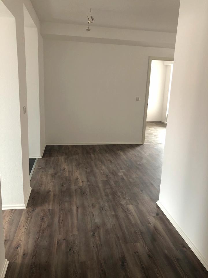 Thumbnail-Dreizimmer Wohnung