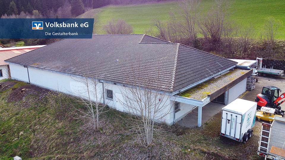 Thumbnail-*** Vielseitige Gewerbeimmobilie zur Miete in Vöhrenbach! ***