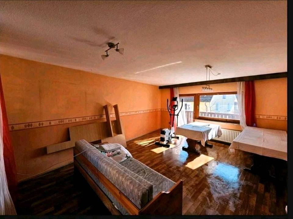 Thumbnail-135 m2, 5,5 ZimmerSaunaBalkonEBK 2 Bäder960€ ruhig