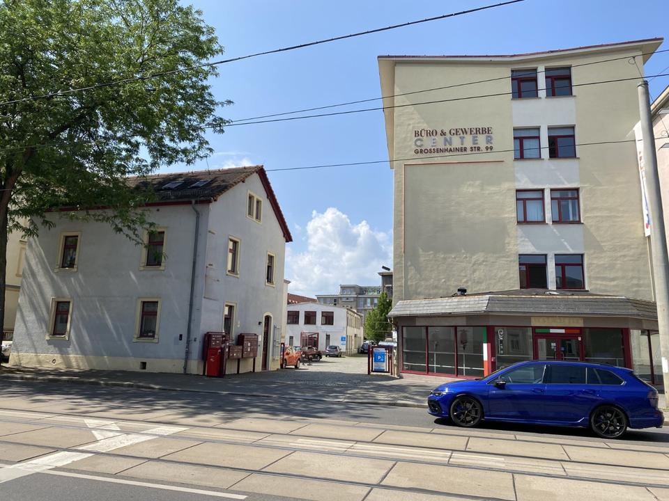 Thumbnail-Haus mit Büro- und Lagerfläche am Gewerbecenter