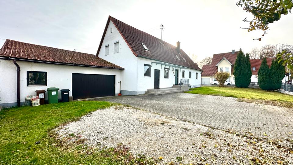 Thumbnail-Mehrfamilienhaus 4 Wohneinheiten 1108qm Grund XXL Garage