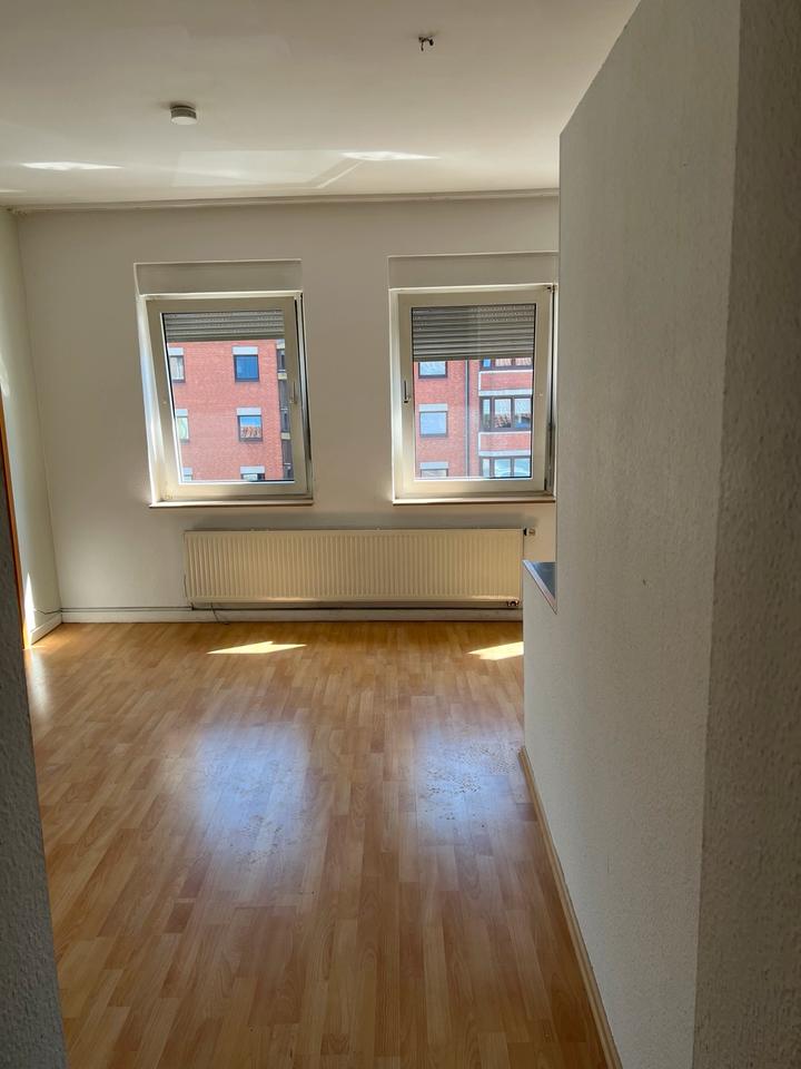Thumbnail-2-Zimmer-Wohnung im 2. OG am Dammtor – ideal für 1 Person