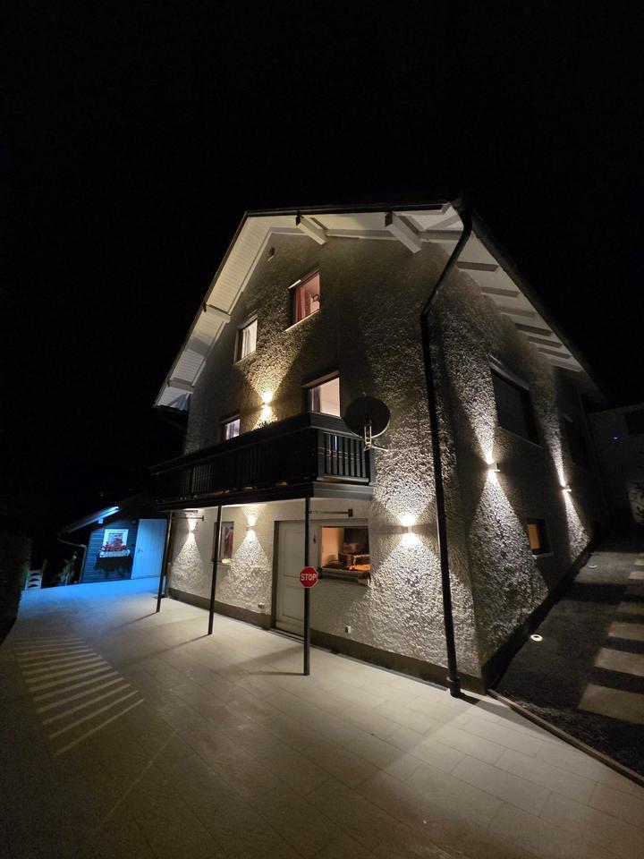 Thumbnail-Renoviertes Einfamilienhaus mit großem Garten in 94513 Schönberg