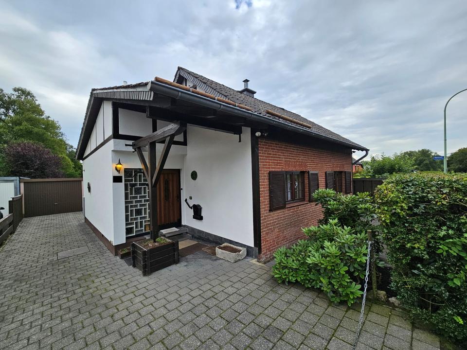 Thumbnail-Freistehender Bungalow in Roetgen