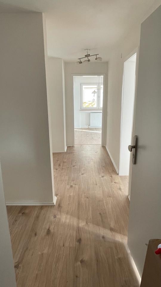 Thumbnail-Renovierte 3- Zi.-Wohnung mit Balkon in Top-Lage