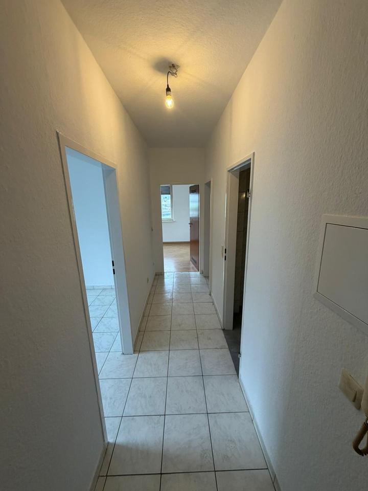 Thumbnail-Frisch renovierte Erdgeschoßwohnung in zentraler Lage