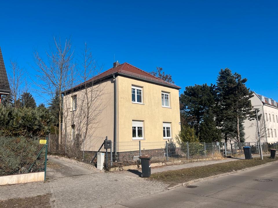 Thumbnail-Einfamilienhaus mit großem Garten