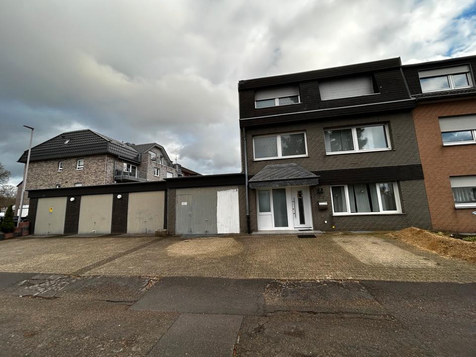 Thumbnail-Einfamilienhaus mit Einliegerwohnung