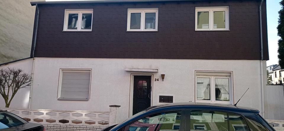 Thumbnail-Zweifamilienhaus +separates Einfamilienhaus auf einem Grundstück