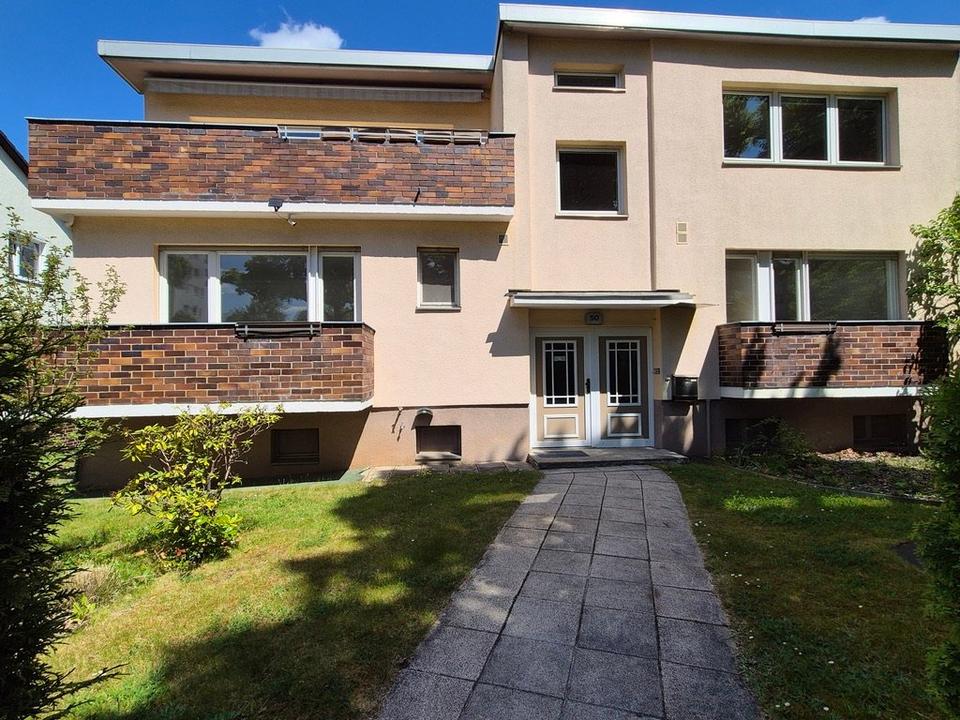 Thumbnail-Mehrfamilienhaus Berlin-Lankwitz mit 4 WE frei