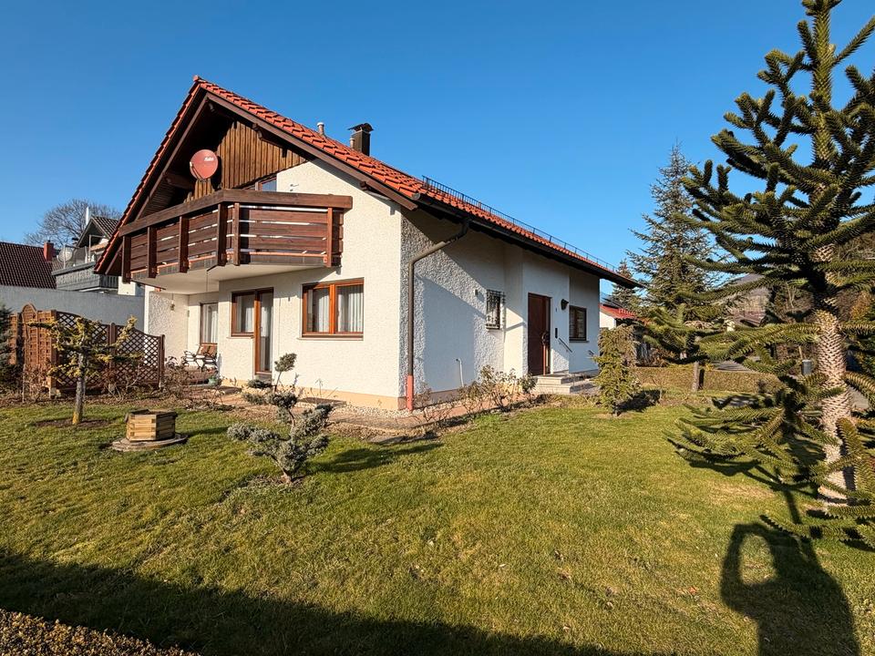 Thumbnail-Großzügiges 2 Familienhaus in Massivbauweise mit Doppelgarage