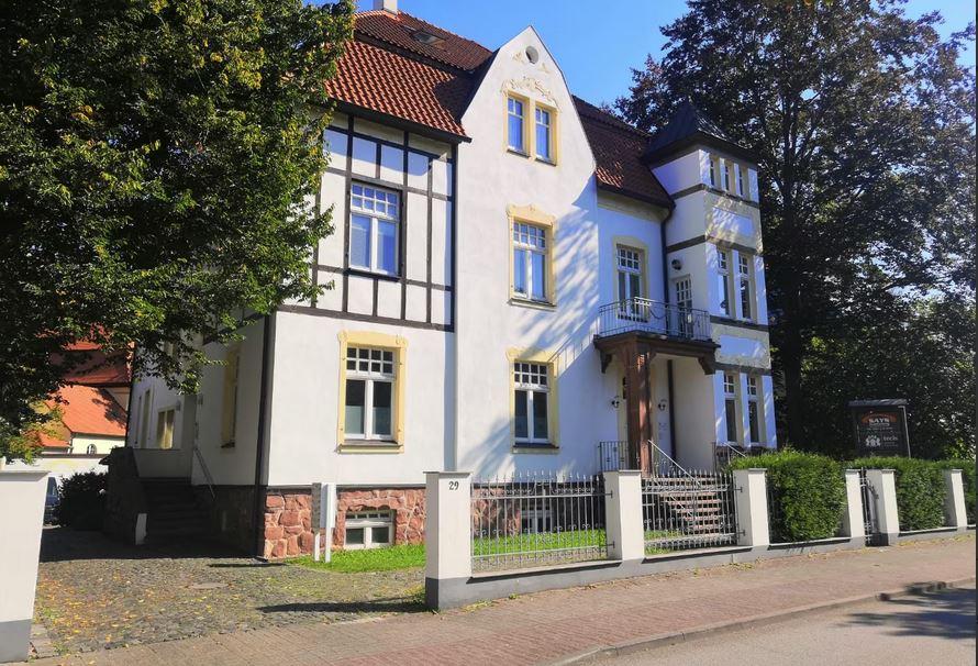 Thumbnail-2-Raumwohnung (95 m²) in Villa mit Garten, Balkon & Parkplatz