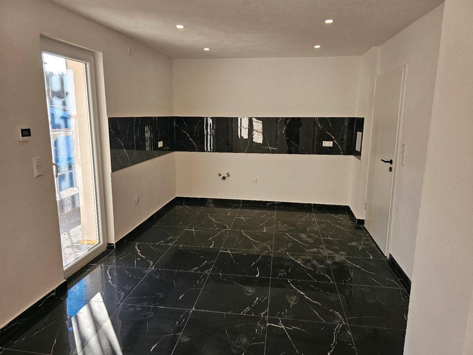 Thumbnail-3ZKB in Neckarbischofsheim zu vermieten neu Saniert