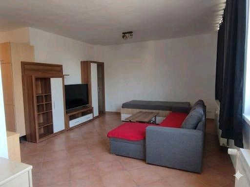 Thumbnail-1 ZIMMER 40m² Wohnung 550€ kaltmiete