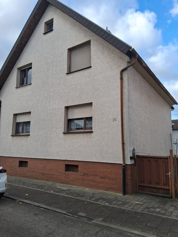 Thumbnail-Ein -Zwei Familienhaus