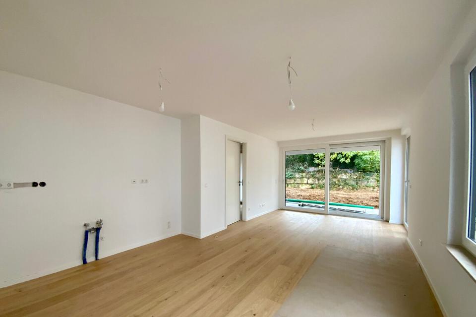 Thumbnail-Großzügige 4-Zimmer-Neubauwohnung mit EBK und Süd-Terrasse