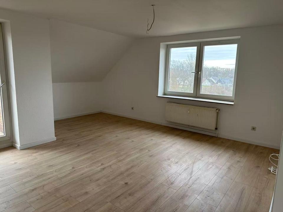 Thumbnail-Stilvolle, modernisierte 4-Zimmer-Maisonette-Wohnung mit Balkon