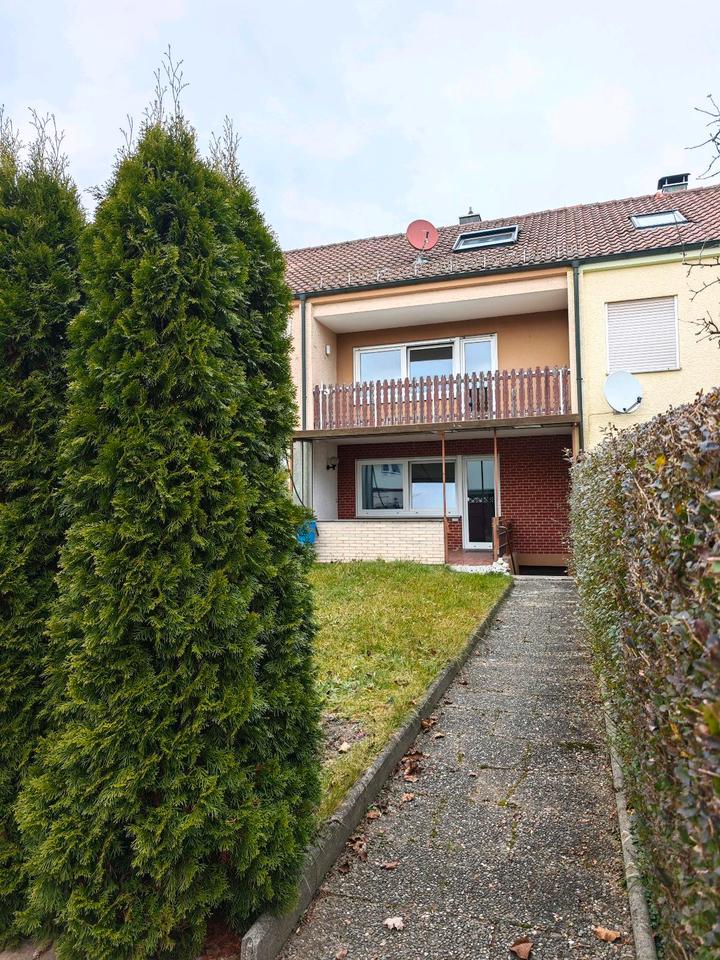 Thumbnail-Reihenmittelhaus mit Südgarten & viel Potenzial in Baienfurt