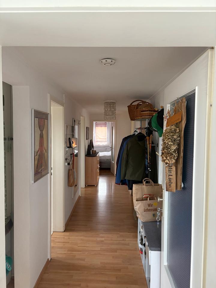 Thumbnail-Eine Helle 4 Zimmer Wohnung 900 Kaltmiete