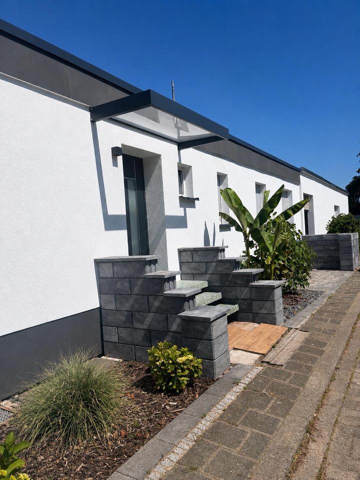 Thumbnail-Geräumiger Bungalow in Mannheim-Rheinau