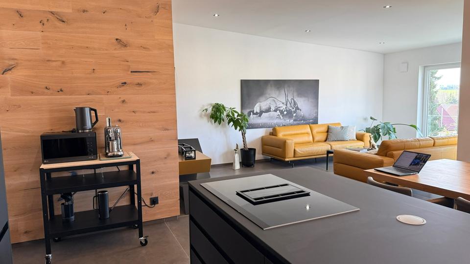 Thumbnail-Luxuriöse 3,5 Zimmer Dachgeschosswohnung in Abstatt