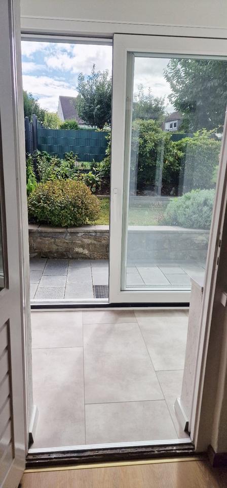 Thumbnail-Helle Single-Wohnung mit kleinem Gartenteil in ruhiger Lage