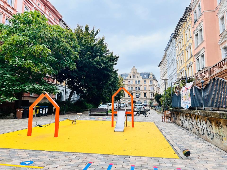 Thumbnail-Frisch renovierte 3-ZW mit EKB, modernen Bad und Altbauflair