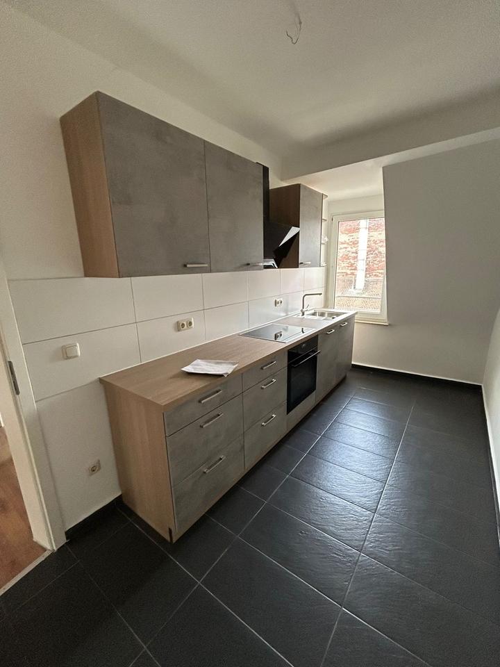 Thumbnail-2,5 Zimmer Maisonettewohnung mit neuer Einbauküche