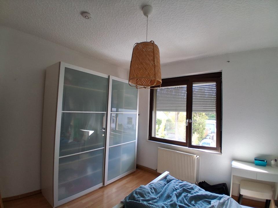 Thumbnail-Zentrale 3-Zimmer-Altbauwohnung mit Gartennutzung in Innenstadtnä