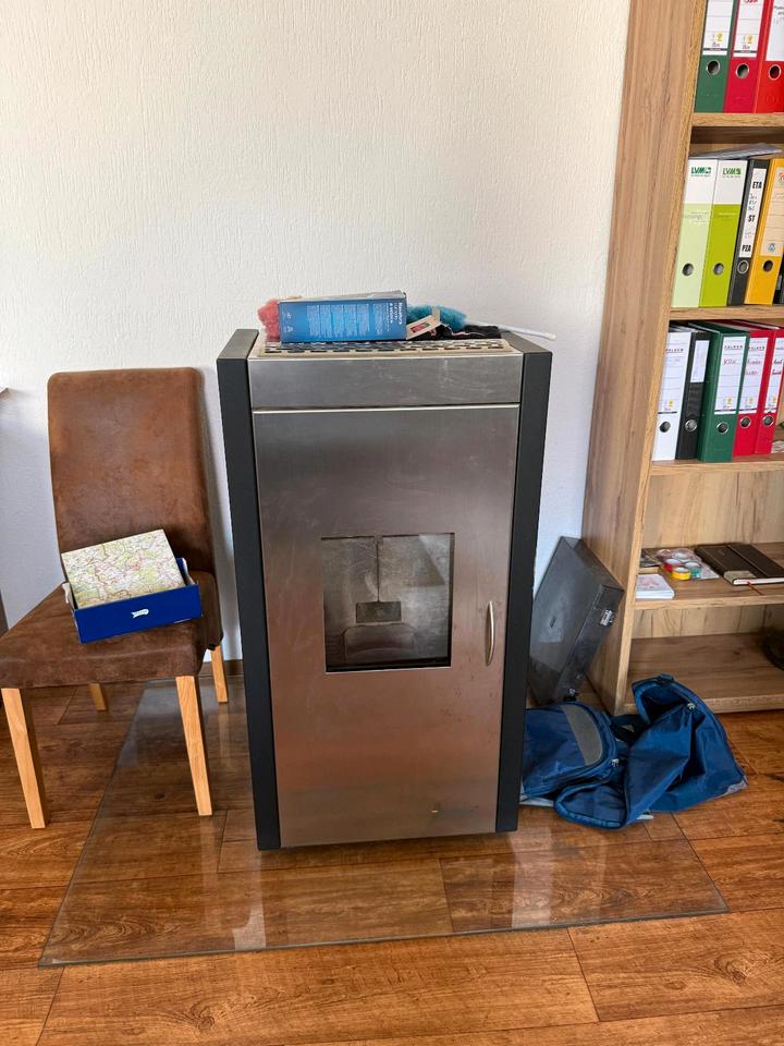 Thumbnail-Helle 2 Zimmer EG Wohnung mit großem Bad u optional 2 Zusatzräume