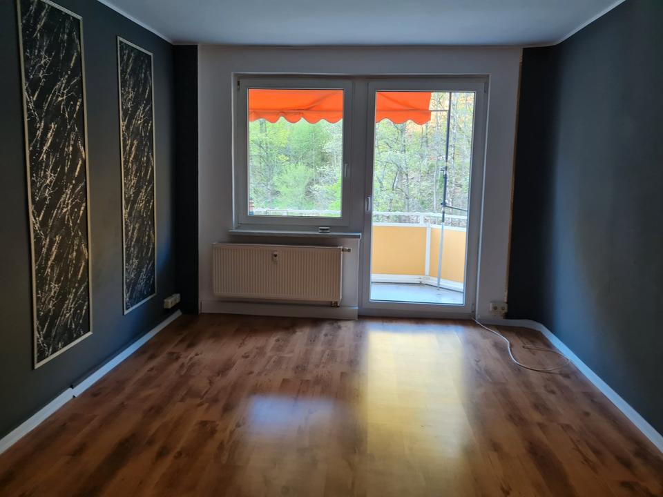 Thumbnail-2-Raum-Wohnung mit Balkon in Luisenthal zu vermieten