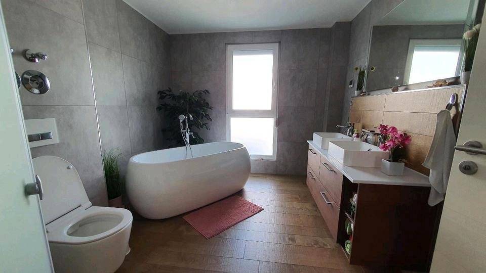 Thumbnail-Moderne 4,5-Zi.Wohnung*ERDWÄRME* Energie: 14,5kWh(m²*a)!