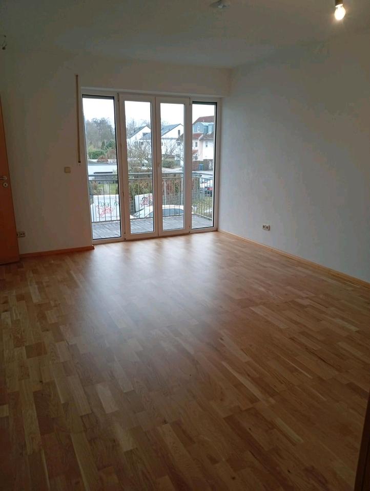 Thumbnail-3-Zimmer-Wohnung mit Balkon in Ingolstadt Süd zu vermieten