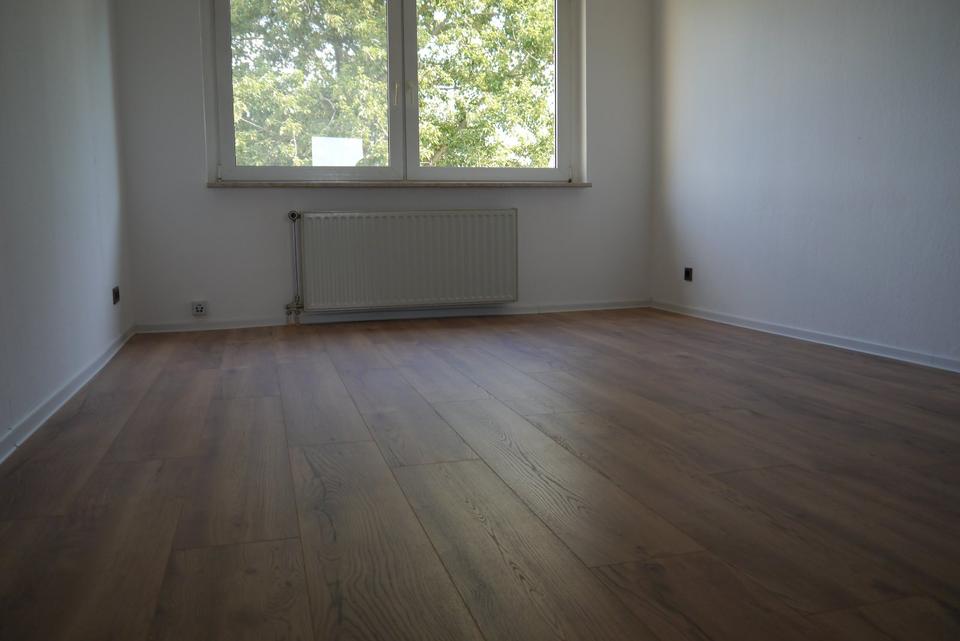 Thumbnail-helle 3-Raum-Wohnung, SP, Keller,neue Brennwerttherme,Trockenraum