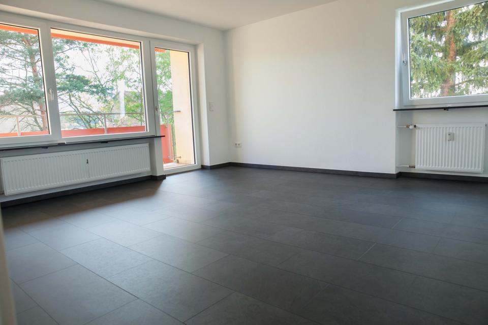 Thumbnail-2,5 Zimmer Whg. sonnendurchflutet, 55qm, 2. OG, Aufzug,