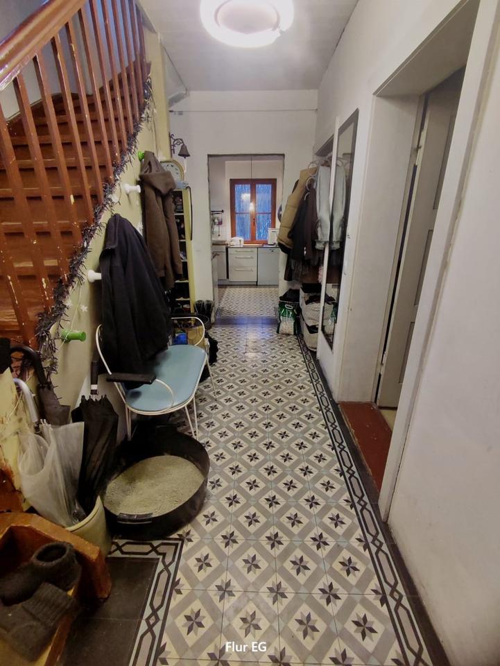 Thumbnail-Zu Verkaufen: Gemütliches Einfamilienhaus, mit großem Grundstück