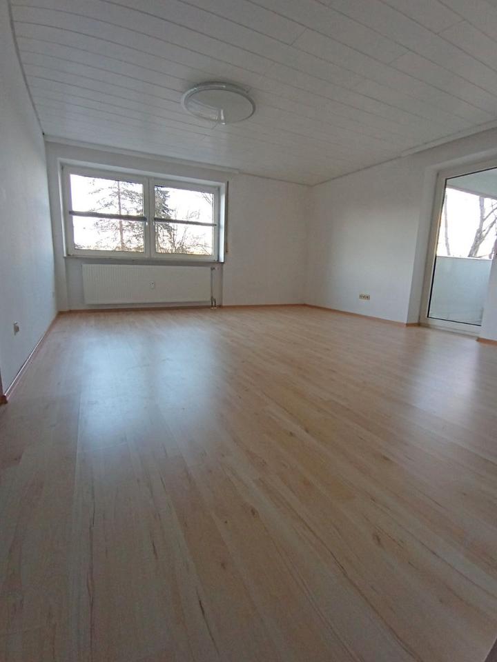 Thumbnail-Sonnige 2Zimmer Wohnung Balkon Blick ins Grüne, EBK & Stellplatz