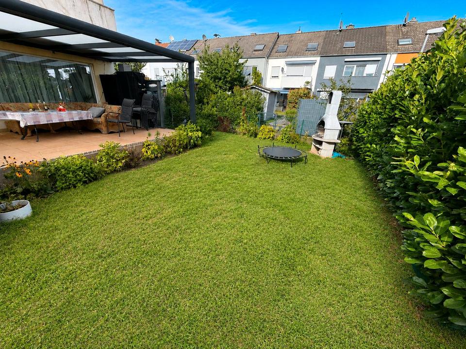 Thumbnail-Reihenendhaus in Hattersheim-Okriftel | 145 m² | Garten | Garage