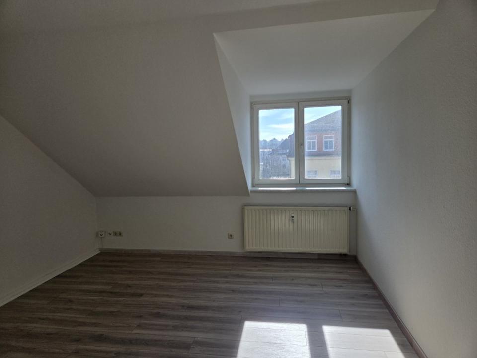 Thumbnail-2-Zi.-Dachgeschosswohnung - Meißen rechts der Elbe - MW9c0103