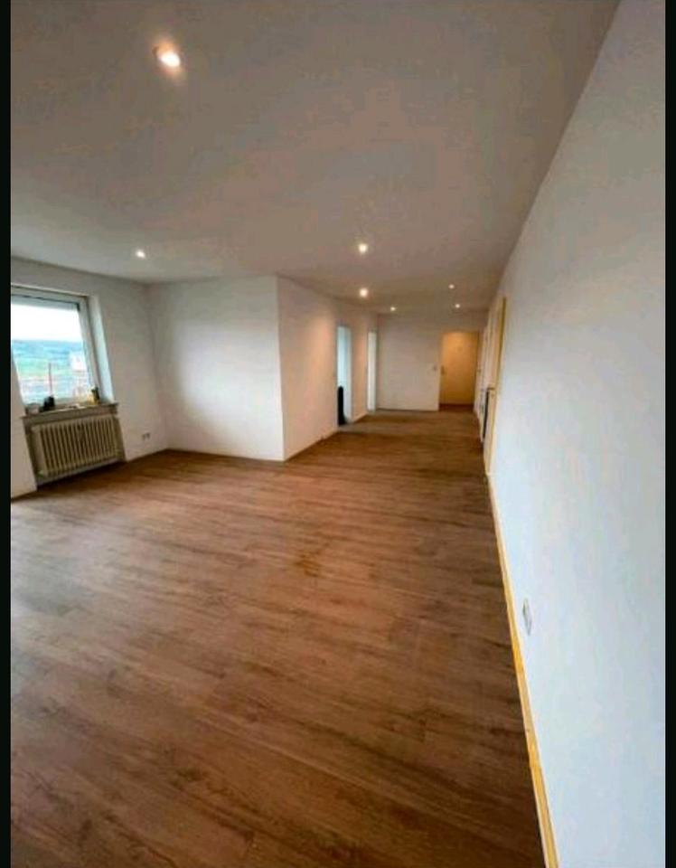 Thumbnail-frisch renovierte 3.5 Zimmer Wohnung mit Balkon und Garage