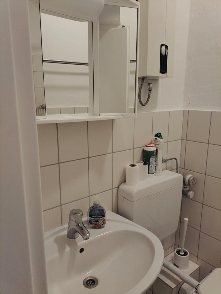 Thumbnail-1 Zimmer Appartement mit Balkon, teilmöbliert