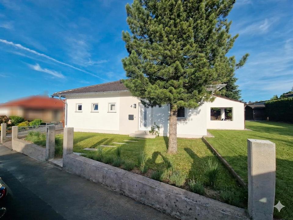 Thumbnail-Kernsanierter Massivbau Bungalow 112 m² auf 600m² - OHNE Makler