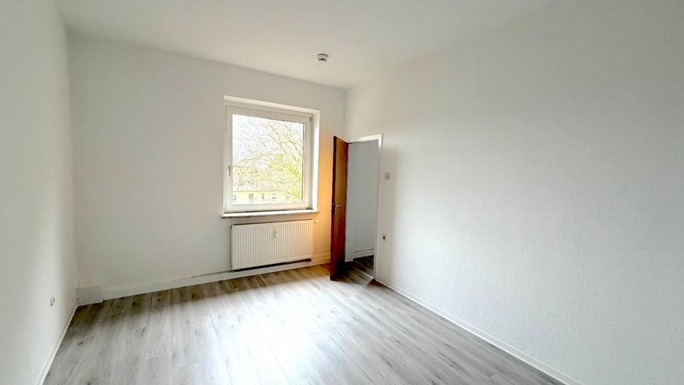 Thumbnail-frisch renovierte 2-Zi-Whg gute ÖPNV- Anbindung ab sofort