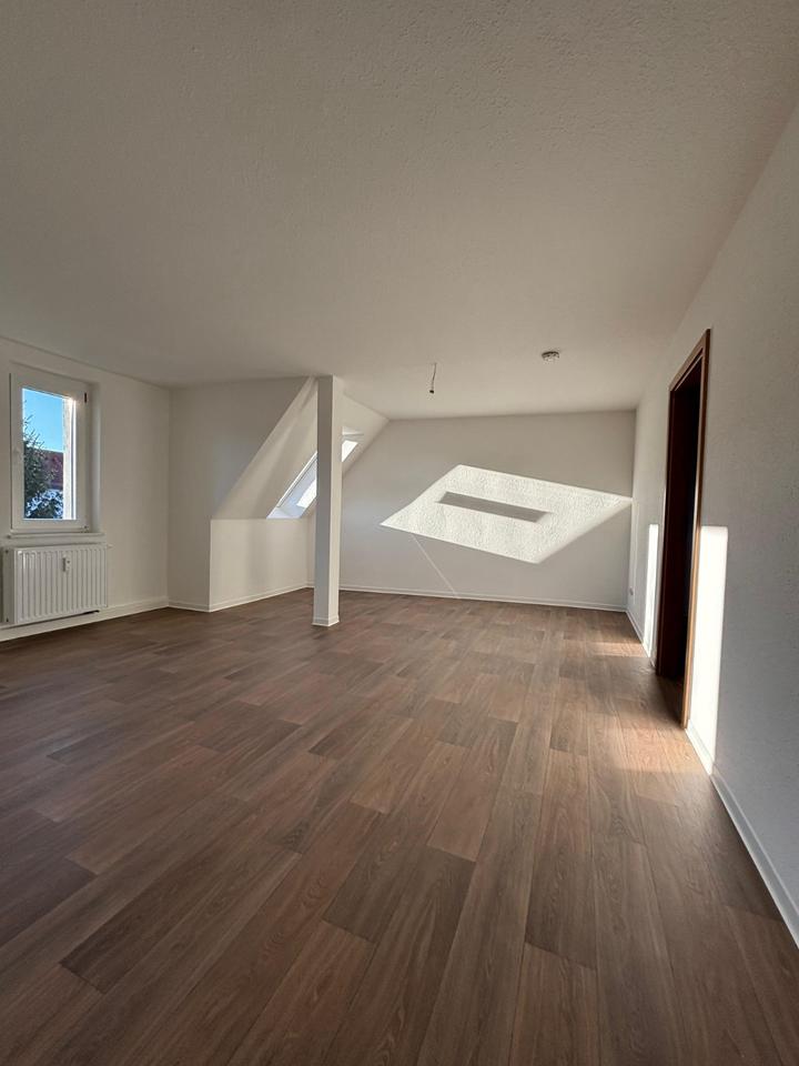 Thumbnail-Große 3-Zimmer-Wohnung mit Balkon - Erstbezug nach Sanierung - 103m² - ab sofort