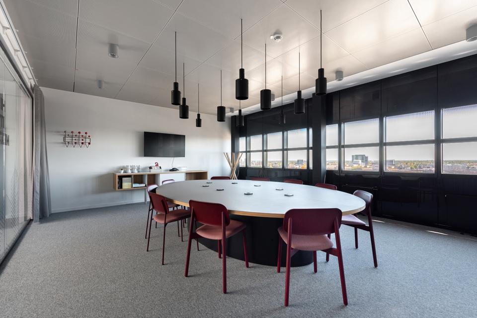 Thumbnail-Wunderschön eingerichtete Büroräume für 5 Personen in Spaces Kallmorgen Tower