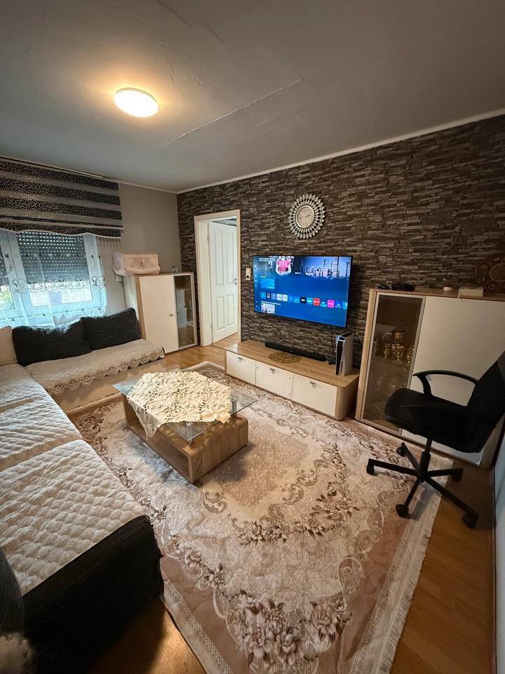 Thumbnail-Moderne 3-Zimmer-Wohnung mit hochwertigen Bad in Grevenbroich