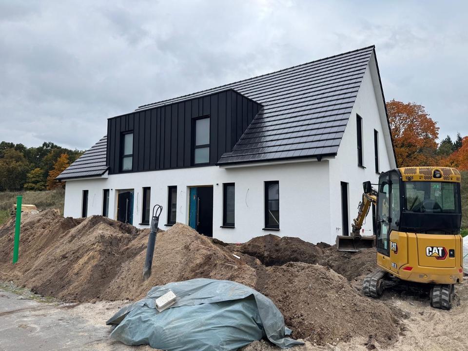 Thumbnail-Exklusive Neubau-Doppelhaushälften mit architektonischem Charme