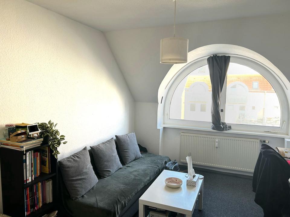 Thumbnail-1 Zimmer-Wohnung mit Bad und Küchenzeile *NUR FÜR STUDENTEN*