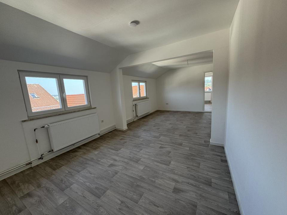 Thumbnail-Sonnendurchflutete 4 ZKB Erstbezug nach Sanierung in Homberg Ohm